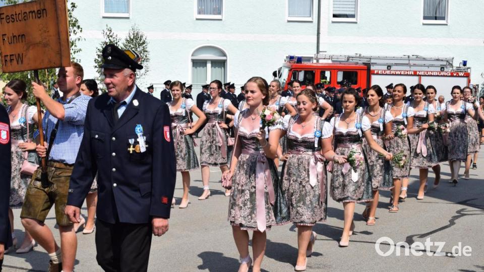 Ein Blickfang waren die Fuhrner Festdamen. Bild: bnr