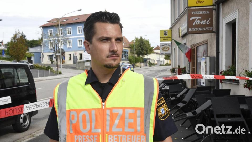 Manchem kam es wie eine Wiederholung vor, doch es war ein neuer Fall einer Blindgänger-Bombe aus dem Zweiten Weltkrieg: Am Montag mussten deshalb erneute Teile von Haselmühl evakuiert werden. Am Abend aber war die Bombe entschärft. Bild: Petra Hartl