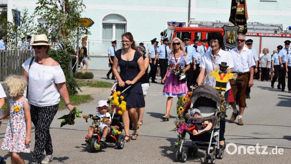 Auch der Feuerwehrnachwuchs durfte mitmarschieren. Bild: bnr
