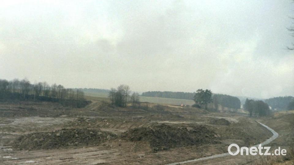 Das Anlegen des Thumsenreuther Erlenweihers war ein Kraftakt. Repro: Stefan Hiller/exb