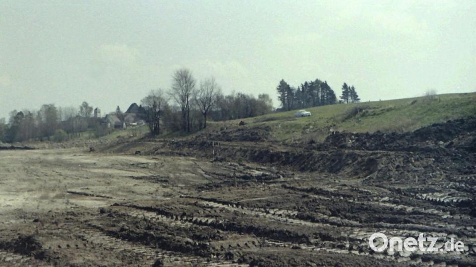 Das Anlegen des Thumsenreuther Erlenweihers war ein Kraftakt. Repro: Stefan Hiller/exb