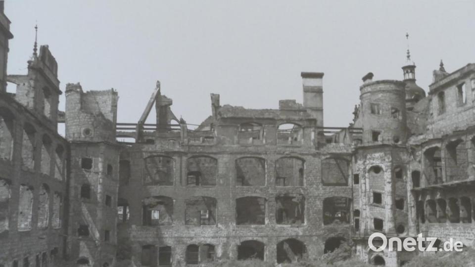 Das Dresdner Residenzschloss ließ August der Starke eigens für die Hochzeit seines Sohnes Friedrich August mit der österreichischen Kaisertochter Maria Josepha von Habsburg bauen. Es wurde im Zeiten Weltkrieg zerbombt... Bild: mil