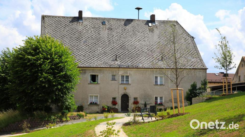Die zum Wohnhaus umgebaute Veits-Kirche Erbendorf. Bild: njn