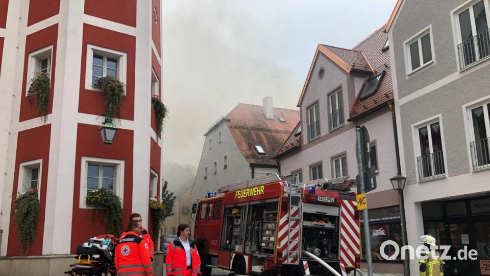 In Hinterhof einer Metzgerei in Burglengenfeld war das Feuer ausgebrochen. Bild: Alexander Auer