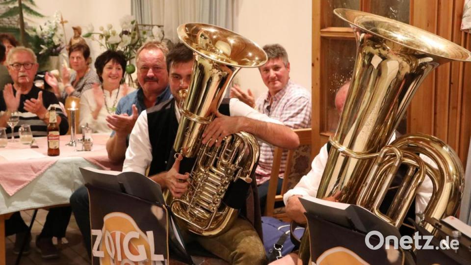 Die „Zoigl-Blosn“ gefiel im Wirtshaus „Zum Frauenstein“. Bild: Gerhard Götz