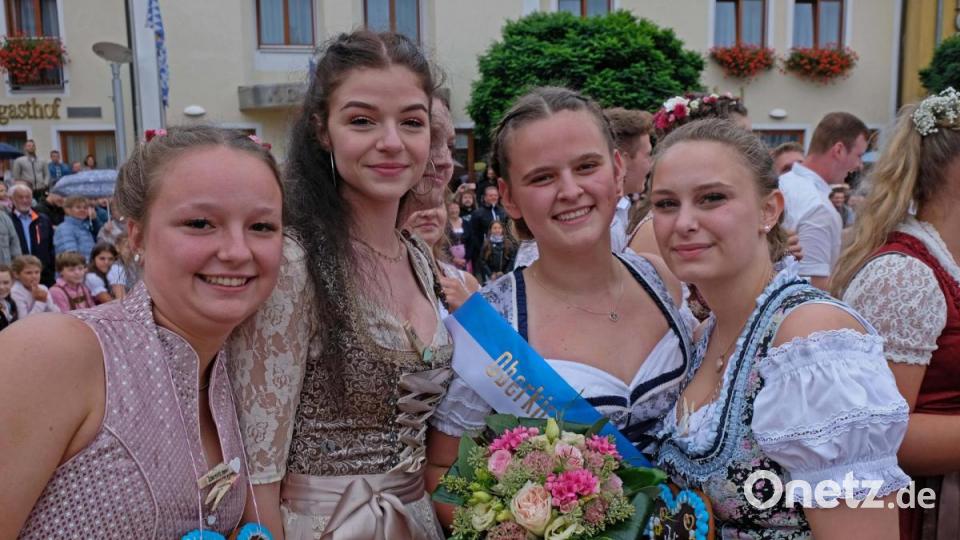 Die freundinnen freuen sich mit Bild: twi