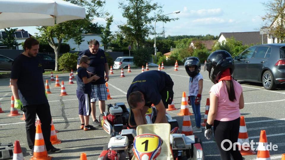 Bevor es losgehen kann, erfolgt die Einweisung. Bild: wrt