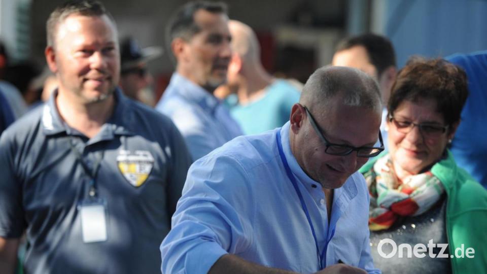 Das Legendenspiel des ERSC Amberg hat am Samstag alle Erwartungen erfüllt und teilweise sogar übertroffen. Verein und Fans machten ein großes Fest daraus. Bild: Brückmann