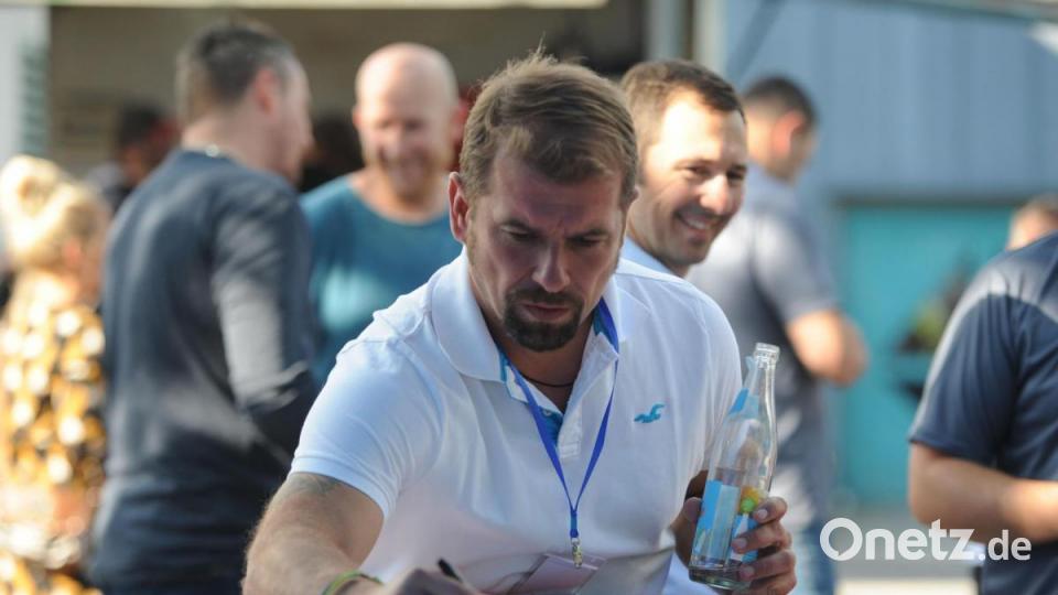 Das Legendenspiel des ERSC Amberg hat am Samstag alle Erwartungen erfüllt und teilweise sogar übertroffen. Verein und Fans machten ein großes Fest daraus. Bild: Brückmann