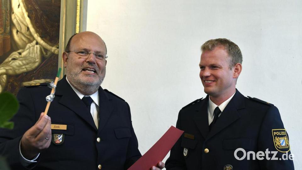 Polizeipräsident Norbert Zink und der designierte VPI-Chef Tobias Mattes (rechts) Bild: Petra Hartl