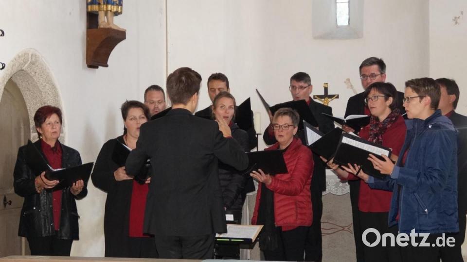 Das Vokalensemble „Wohlklang“ eröffnete die Kirchennacht mit exzellentem Chorgesang bei einer Vesper in der Jakobskirche. Bild: weu