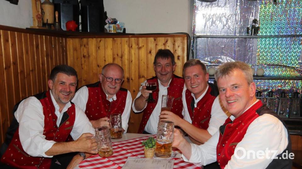 Erwischt! Die Veldensteiner bei einer verdienten Pause. Bild: mfh