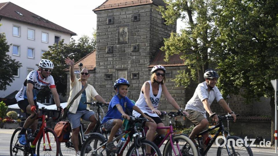 &quot;1. Critical Mass&quot;
Jetzt gehen die Radfahrer auch in Amberg an den Start. Bild: Petra Hartl