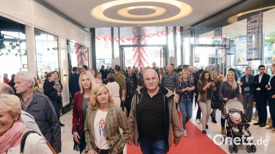 Das Einkaufscenter NOC in Weiden ist eröffnet. Bild: Gabi Schönberger