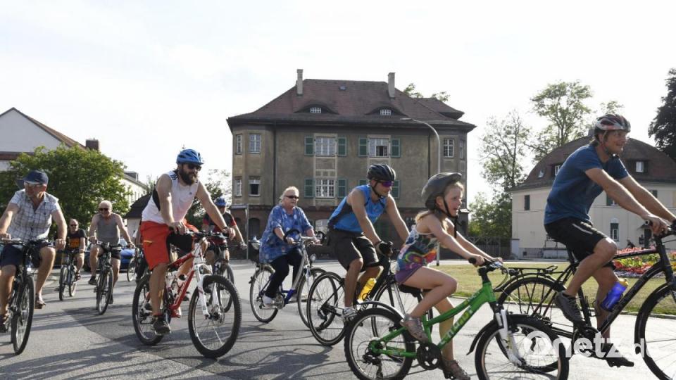 &quot;1. Critical Mass&quot;
Jetzt gehen die Radfahrer auch in Amberg an den Start. Bild: Petra Hartl