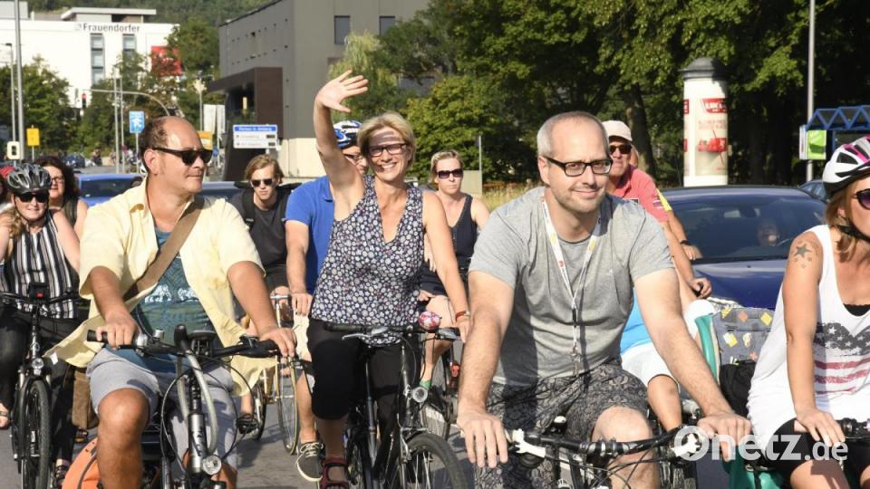 &quot;1. Critical Mass&quot;
Jetzt gehen die Radfahrer auch in Amberg an den Start. Bild: Petra Hartl