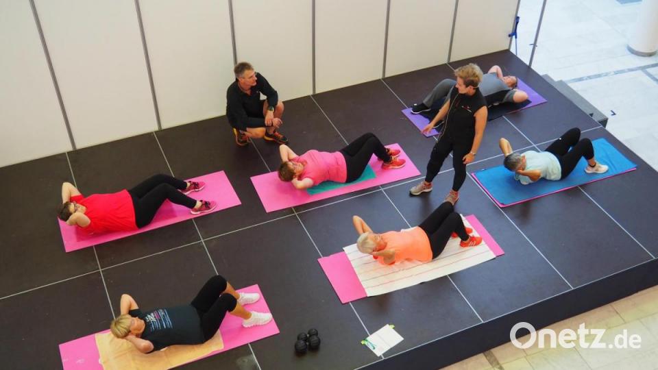 Übungen zur Wirbelsäulenstabilisierung. Bild: Bühner