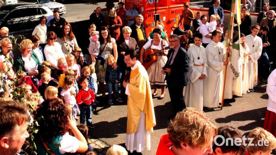 Pfarrer Thomas Kohlhepp ist nun auch in Neunkirchen in sein Amt eingeführt. Bild: R. Kreuzer