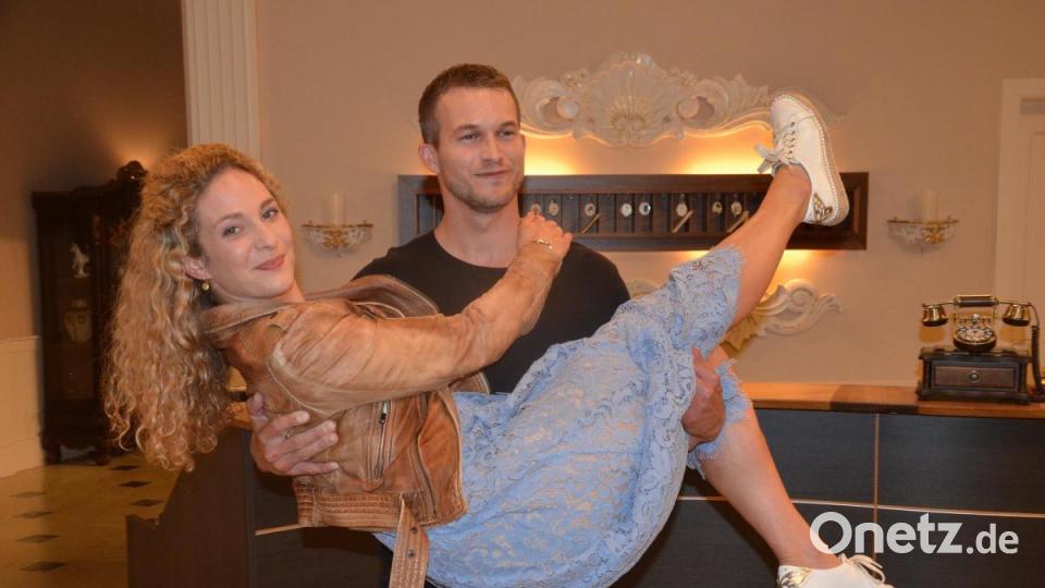 Das neue Traumpaar in "Sturm der Liebe": Léa Wegmann und Florian Frowein. Bild: Kunz