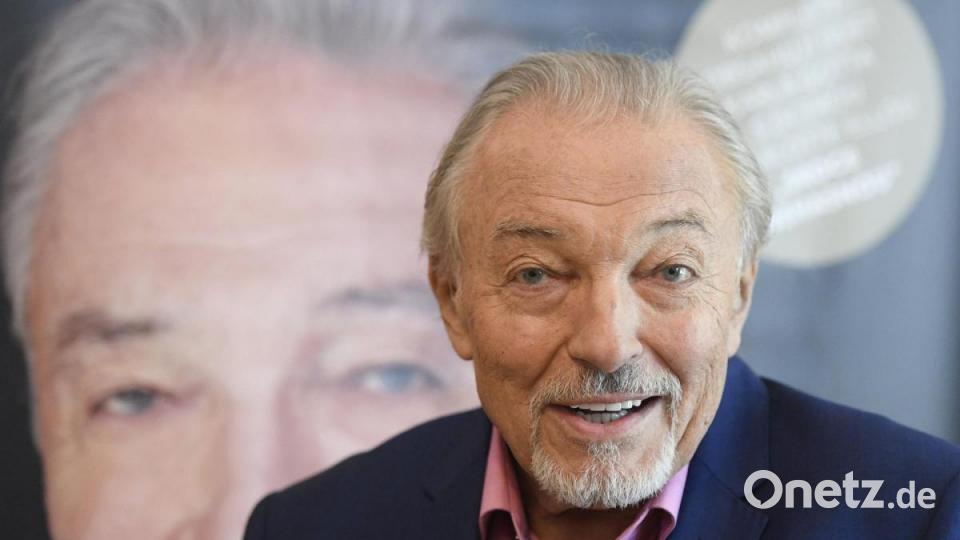 Er starb am 01.10.2019 kurz vor Mitternacht im Alter von 80 Jahren, wie die tschechische Nachrichtenagentur CTK berichtete. Bild: Deml Ondrej/dpa