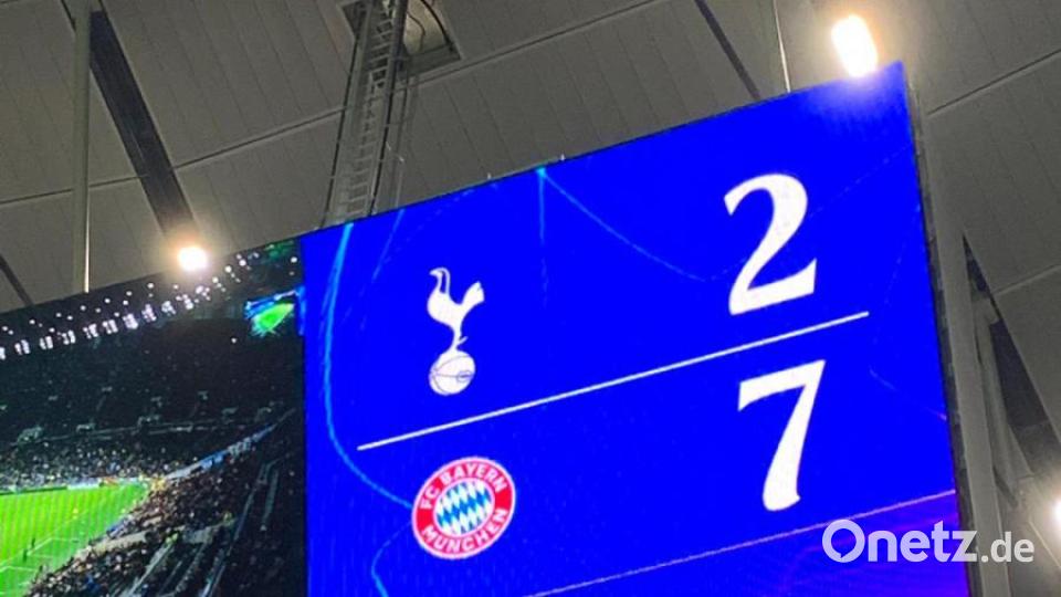 Fußballfans aus der Oberpfalz feiern das Schützenfest in Tottenham. Der FC Bayern besiegte Tottenham Hotspur am zweiten Spieltag der Champions-League mit 7:2. Bild: mr