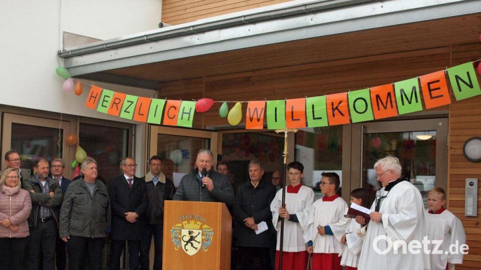 Landrat Richard Reisinger hielt sein Grußwort kurz. Bild: sön