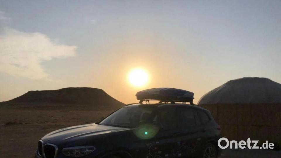 Zhao Weichen unterwegs auf der neuen Seidenstraße: Mit dem Auto von Peking bis nach Amberg. Bild: Privat