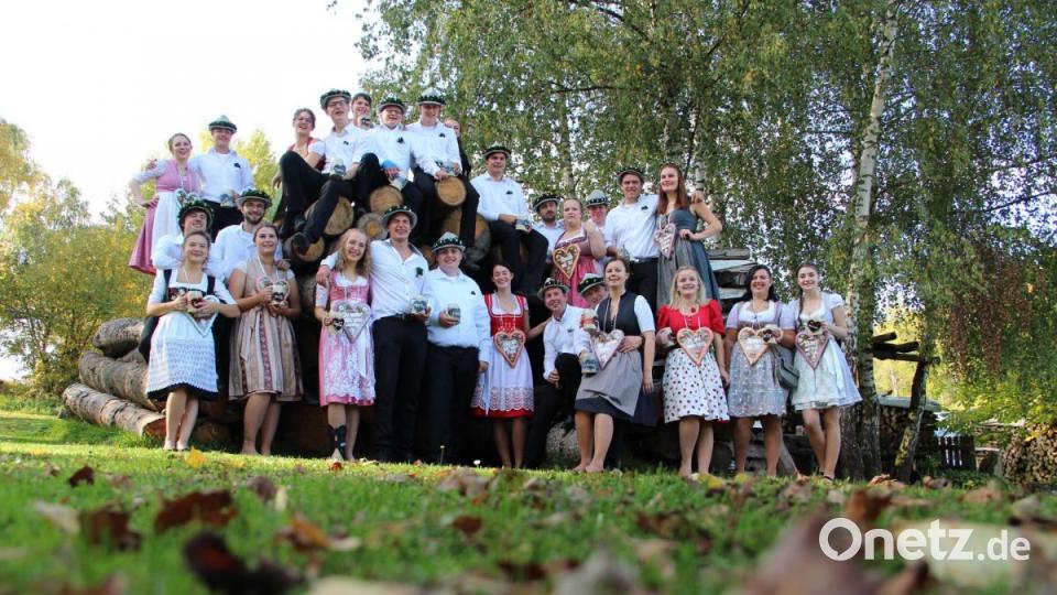 Goldener Oktober bei der Kirwa im Oberland: In Schleißdorf genossen hunderte Besucher eine zünftige Spätsommer-Kirchweih. Bild: gri