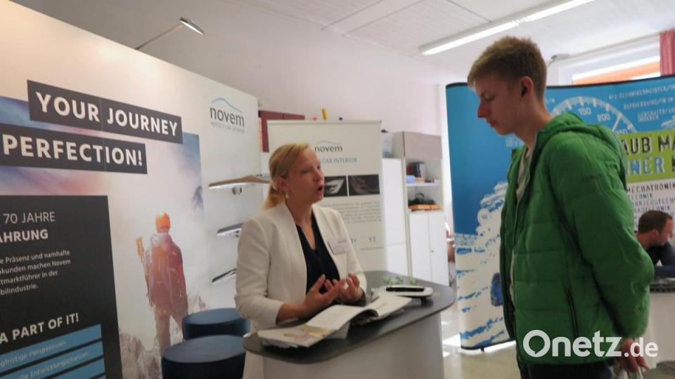Beratung am Infostand der Firma Novem. Bild: jzk