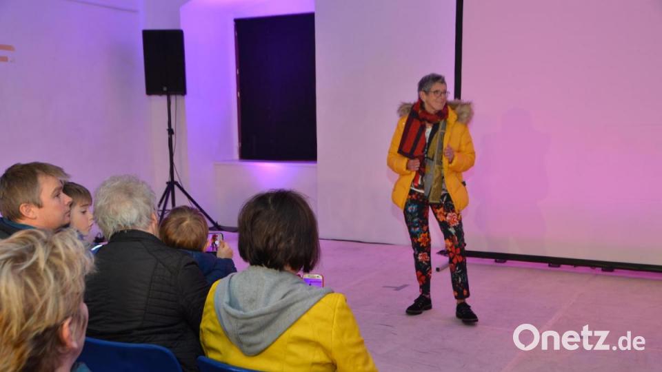 Die neuesten Modetrends für die Herbst- und Wintersaison erfuhren die Besucher bei der Neuauflage &quot;Mode im Schloss&quot;. Die Freien Wähler schlossen sich dafür mit den Geschäftsleuten der Stadt zusammen. Bild: dob