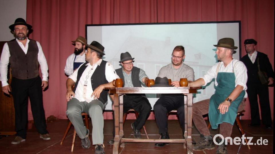 125 Jahre Holzschlacht in Fuchsmühl - Gedenkakt in der Kirche bzw. Mehrzweckhalle Bild: wro