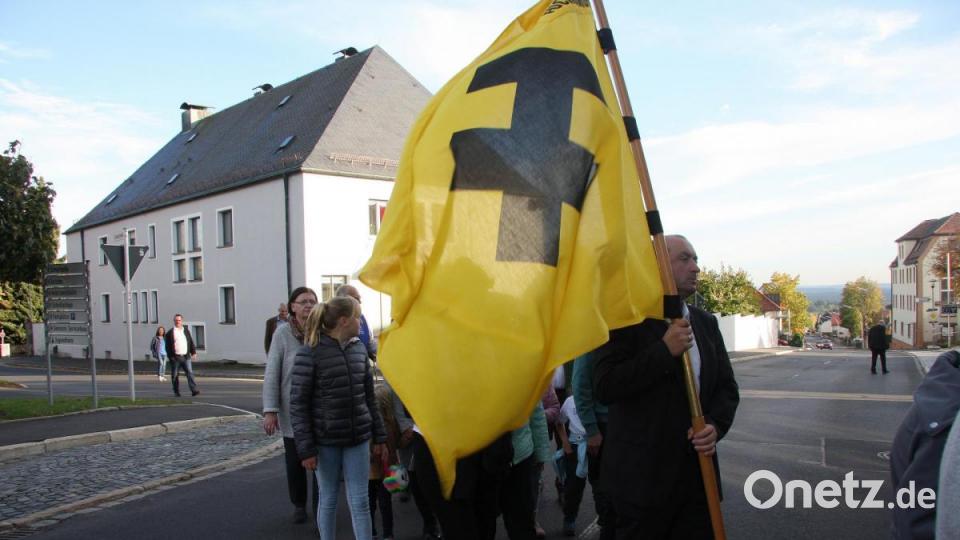 125 Jahre Holzschlacht in Fuchsmühl - Gedenkakt in der Kirche bzw. Mehrzweckhalle Bild: wro