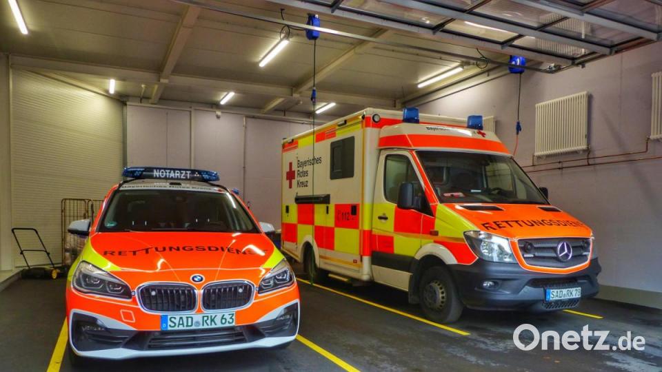 Zur Flotte des BRK-Nabburg gehören ein Notarztwagen, ein Krankenwagen und ein Krankentransporter. Bild: anv