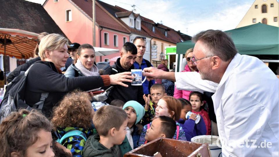 Beim Grafenwöhrer Wochenmarkt wird Herbstfest gefeiert. Bild: rgr