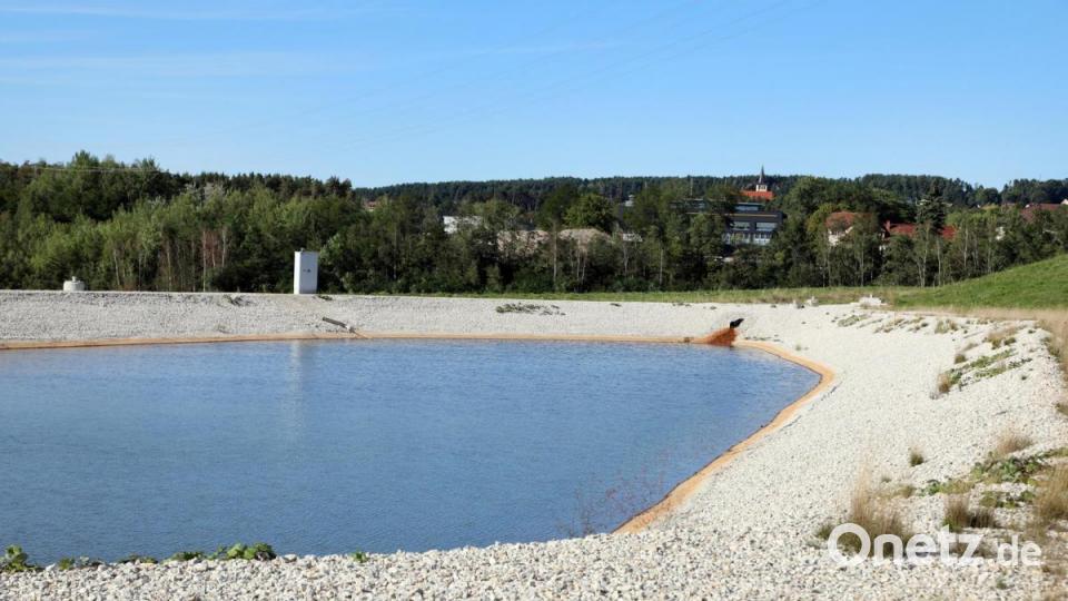 Rückhaltebecken fangen das Oberflächenwasser ab. Bild: Gerhard Götz