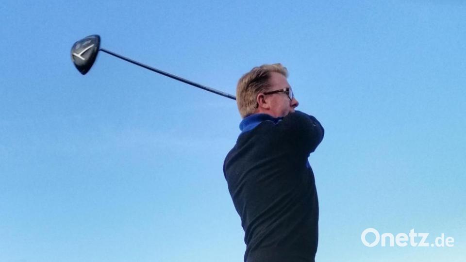 Der richtige Bewegungsablauf beim Golfen fördert die Gesundheit. Bild: Vogl