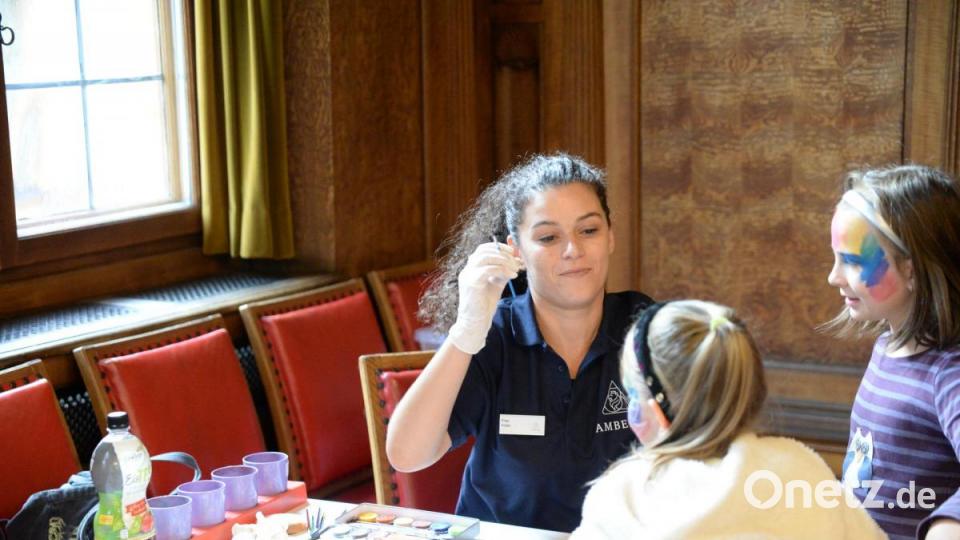 Kinderschminken. Bild: Andreas Brückmann