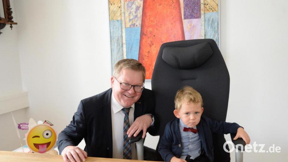 Passend kritischer Blick als angehender nächster Oberbürgermeister. Bild: Andreas Brückmann