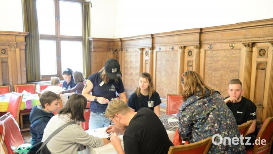 Das Team vom JUZ bei der Kinderbetreuung. Bild: Andreas Brückmann