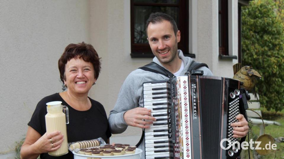 Selbstgemachter Eierlikör für den Musikanten. Bild: Schönberger, Ferdinand [fsb]
