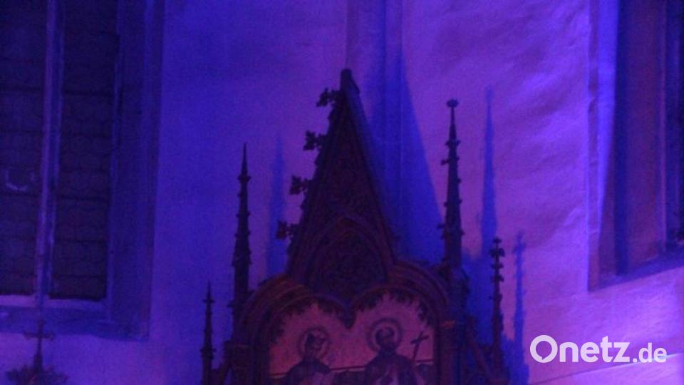 Extra geöffnet: Die Frauenkirche erstrahlt in einem besonderen Licht. Bild: kmo