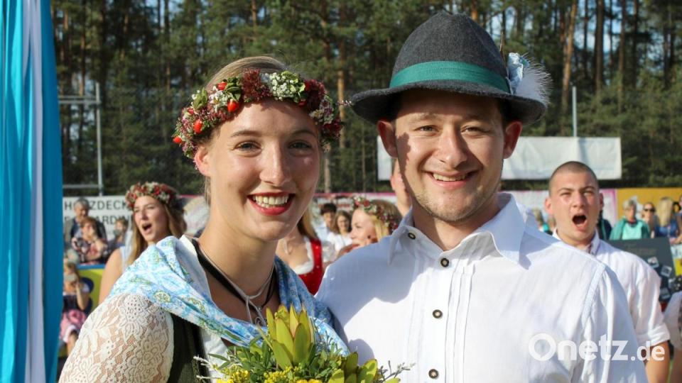 Das neue Oberkirwapaar Denise und Thomas. Bild: Schönberger, Ferdinand [fsb]