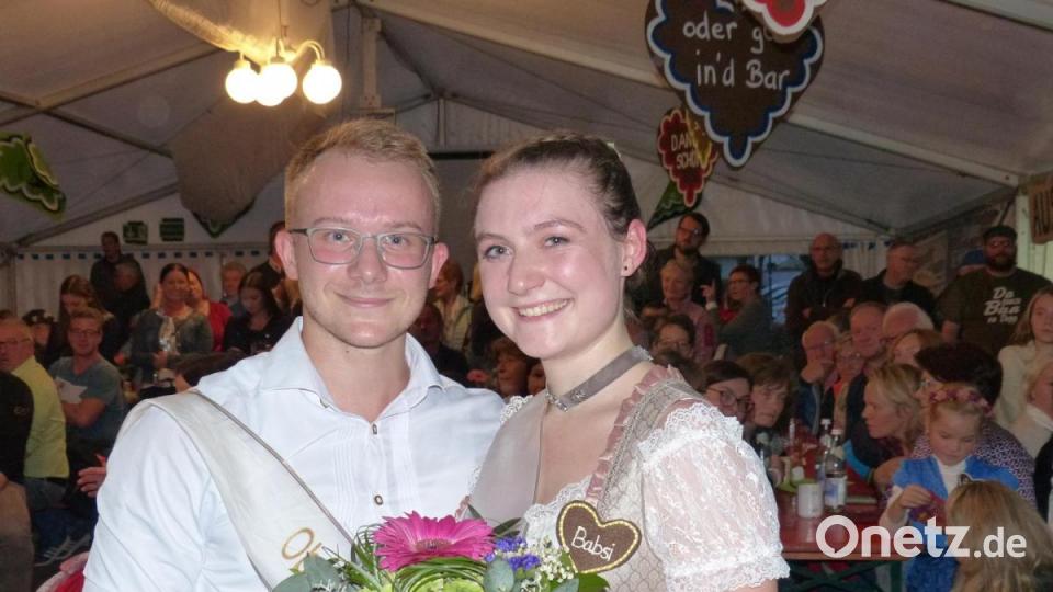 Philip und Barbara, das neue Oberkirwapaar. Bild: hme