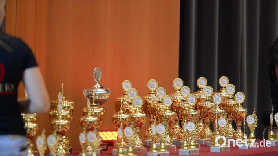 Eröffnet am Vormittag mit einem Breitensportturnier, zu dem der Tanznachwuchs aus der ganzen Nordbayerischen Region kam. 17 Paare in drei Startklassen stellten sich der Jury. Bild: Andreas Brückmann