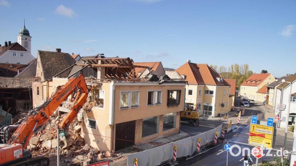 Abbruch Haas-Haus in Pfreimd. Bild: exb/Robert Eger