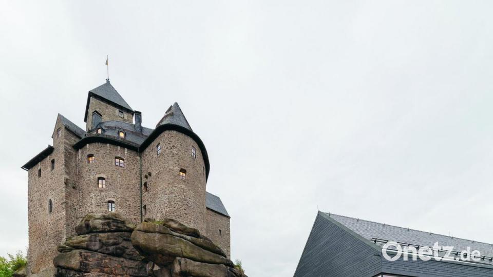 Die Revitalisierung der Burg Falkenberg und der Umbau zu einer Museums-, Hotel- und Kulturburg war 2010 bis 2016 für die Architekten eine sehr persönliche Sache. Seit ihrer Kindheit kannten sie das Denkmal und sein Umfeld,waren immer wieder dort gewesen. Die Burg spielt zudem in der Familiengeschichte eine besondere Rolle, da die Familie auch zeitweise in Falkenberg lebte. Bild: Andre Muehling