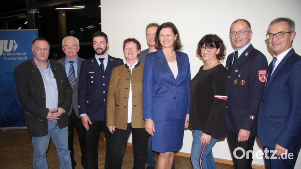 Ehrenabend in Kemnath mit Ilse Aigner Bild: wro