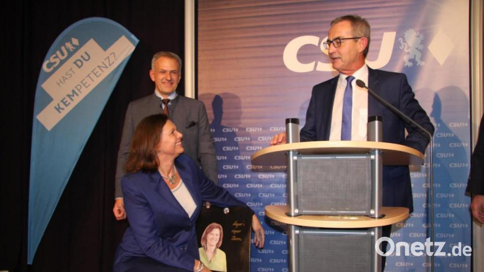 Ehrenabend in Kemnath mit Ilse Aigner Bild: wro