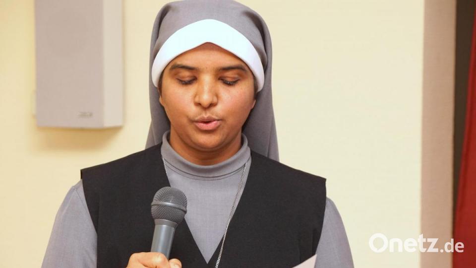 Assisi-Schwester Sharon sprach der Radsportgruppe und den Menschen der Region von ganzen Herzen ihre Dankbarkeit für die spontane Hilfe aus. Bild: bkr
