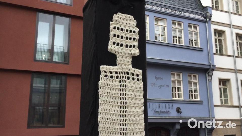 Auch das ist ein Frankfurter Wahrzeichen: Der Henninger-Turm. Bild: eik